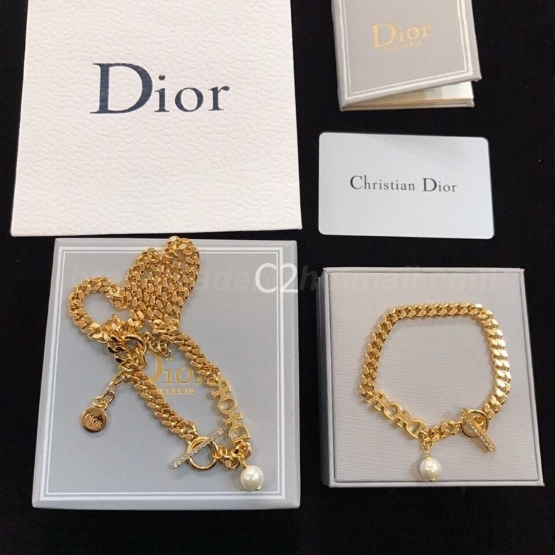 DIOR Sets 50